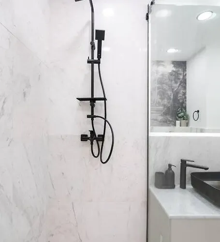 Winsome 2br On Calea Victoriei *