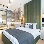 Winsome 2br On Calea Victoriei アパート ブカレスト