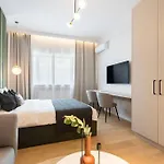 アパート Winsome 2br On Calea Victoriei ブカレスト