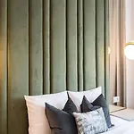 Winsome 2br On Calea Victoriei アパート