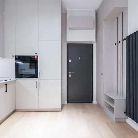 Apartment Winsome 2br On Calea Victoriei Bucharest