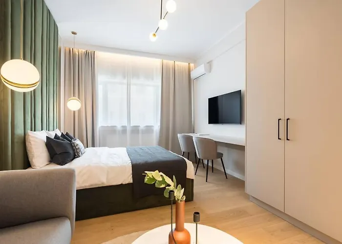 Apartment Winsome 2br On Calea Victoriei Bucharest